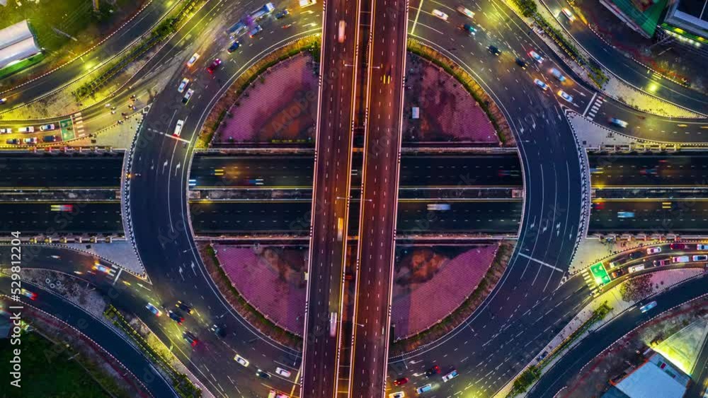 Time lapse of intersection circle. Busy traffic at night. Time lapse of intersection circle. Busy traffic at night.