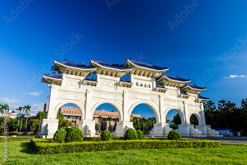 The main gate of the National Taiwan Democracy Memorial Hall ( National Chiang Kai-shek Memorial Hall ) in Taipei, Taiwan.