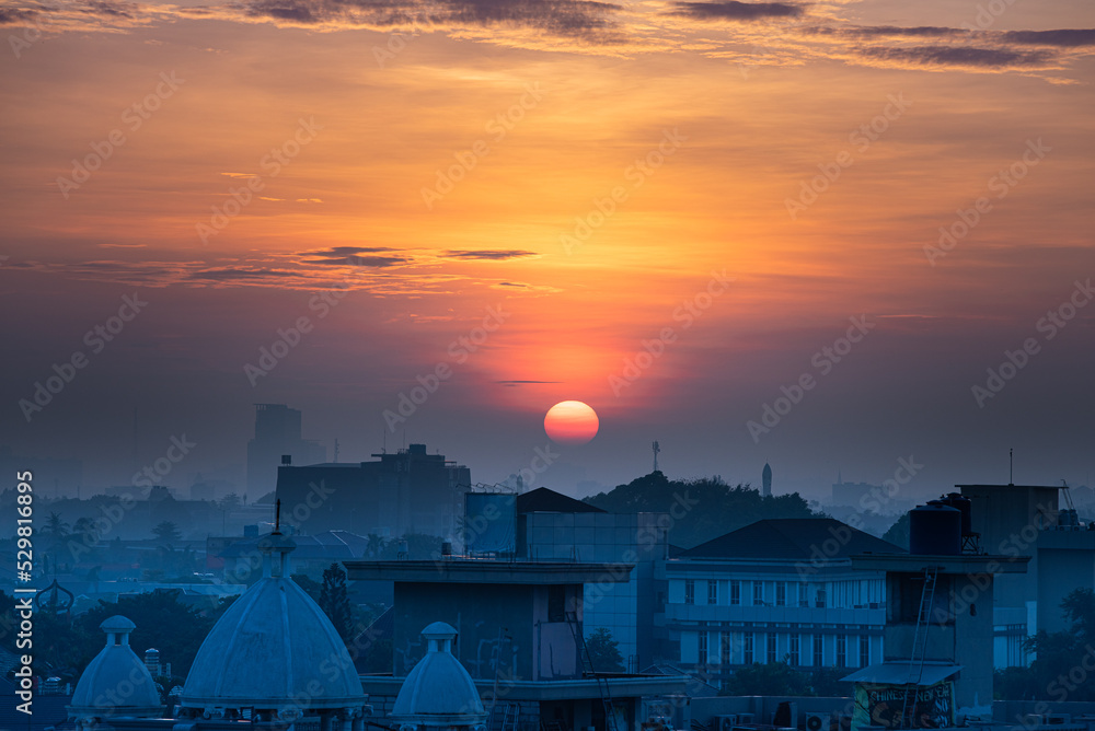 Obraz premium Sunrise of Morning in Jakarta 1