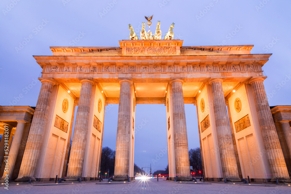 Obraz premium Brandenburg Gate in Berlin, Germany