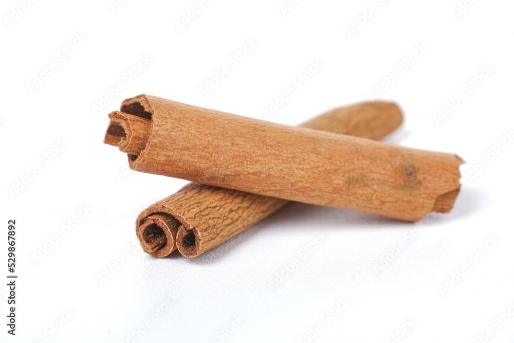 cinnamon sticks cinnamon sticks