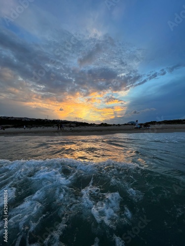 puesta se sol sunset portrait edificios atardecer noche arrebol playa mar oceano 