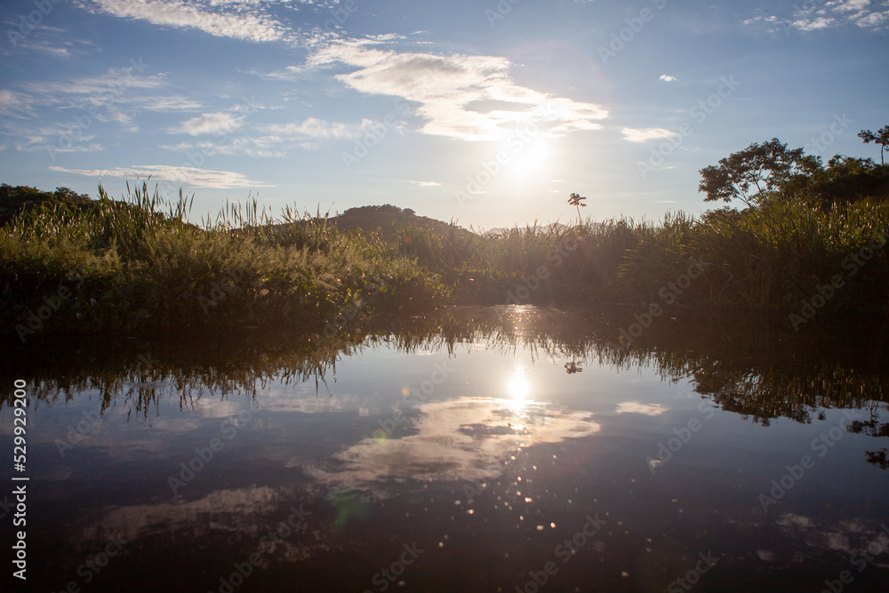 The water collection lagoon guarantees the water supply for the metropolis of Rio de Janeiro. The waters of the Guandy River arrives polluted at the largest water treatment plant in Latin America. The water collection lagoon guarantees the water supply for the metropolis of Rio de Janeiro. The waters of the Guandy River arrives polluted at the largest water treatment plant in Latin America.