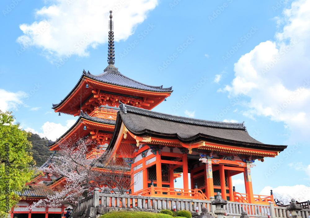 Kiyomizu-dera Temple (Clean Water Temple). Spring time in Kyoto, Japan Kiyomizu-dera Temple (Clean Water Temple). Spring time in Kyoto, Japan