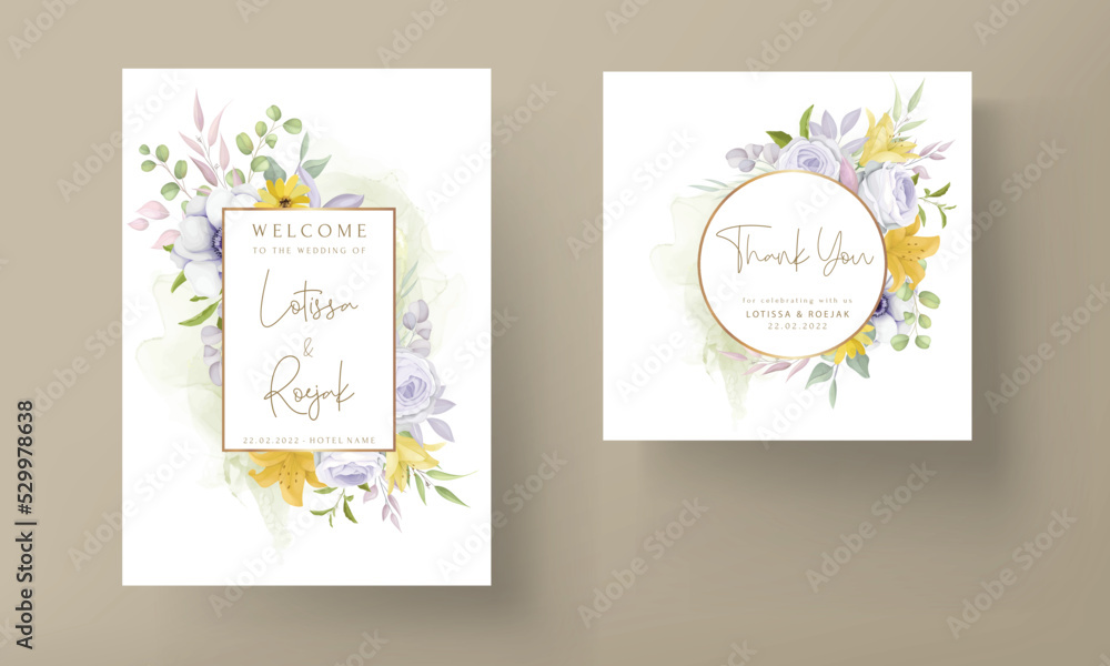 beautiful hand drawing flower invitation card template