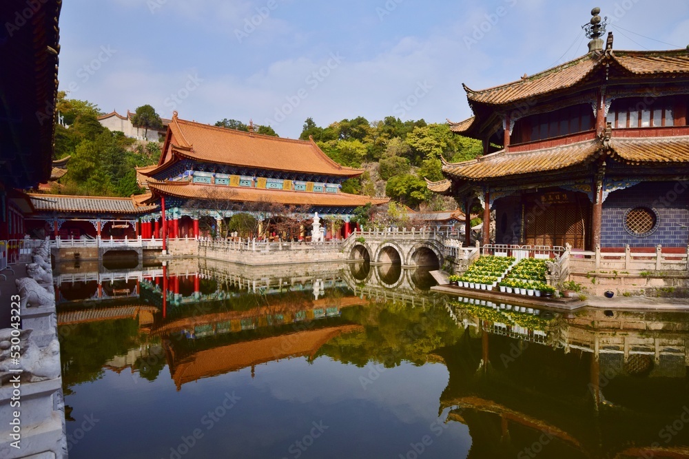 Fototapeta premium 中国 昆明 円通禅寺