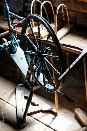 Antique spinning wheel