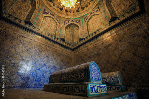 Tableau sur toile Colorful Building of Pahlavan Mahmoud Mausoleum in Khiva, Uzbekistan
