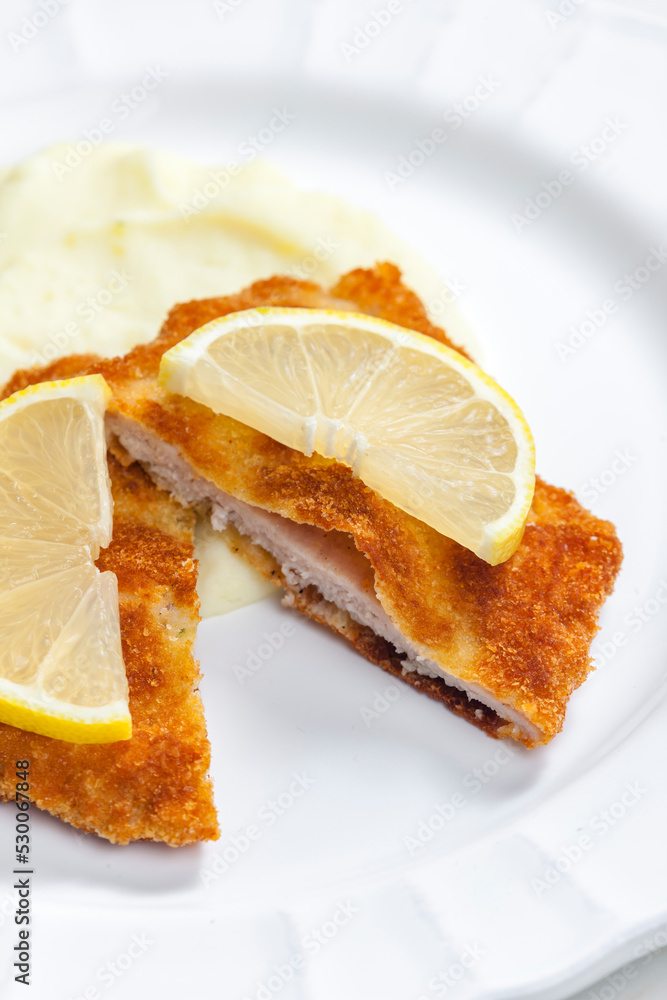 veal schnitzel with mashed potatoes veal schnitzel with mashed potatoes
