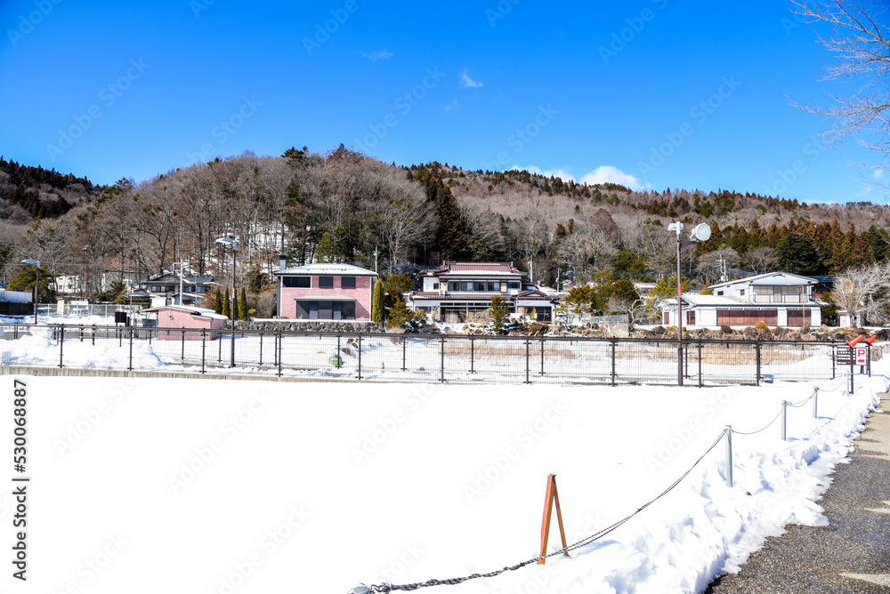 Naklejka premium 雪景色