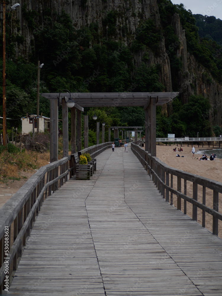 Obraz premium bridge to the sea