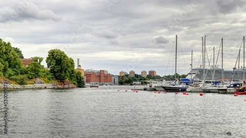 navigation dans le port de Stockholm en Suède