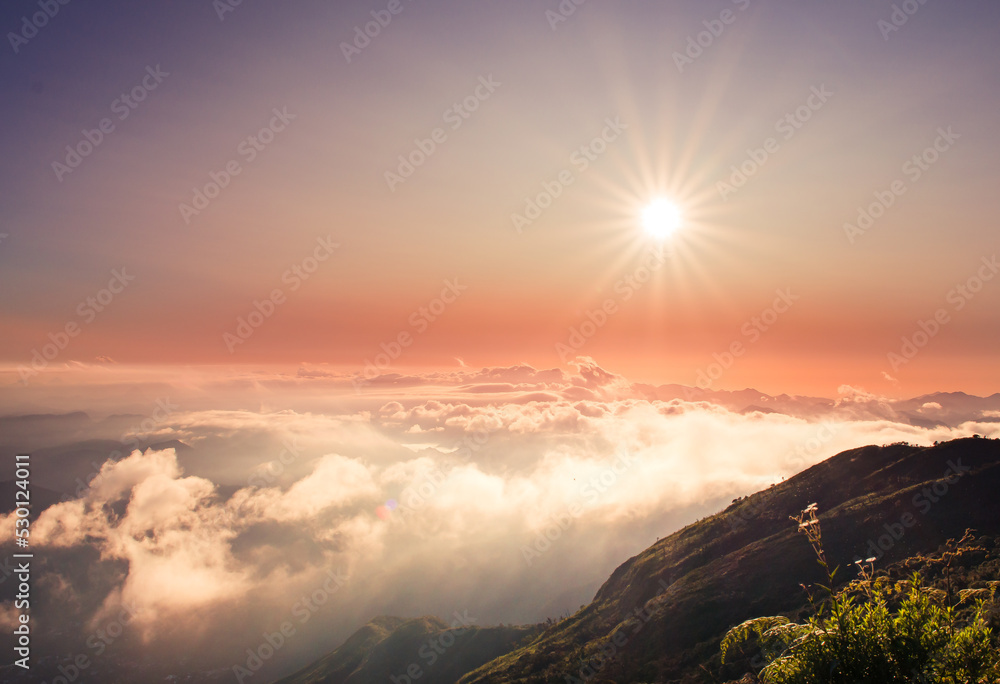 Obraz premium sunset in the mountains