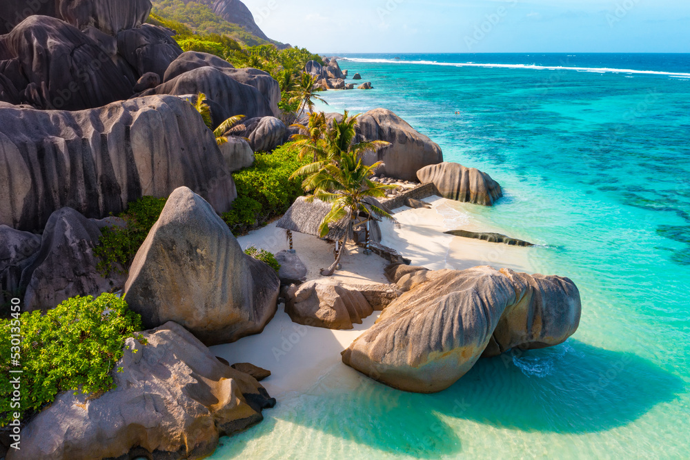 Paradise beach on the island of La Digue in the Seychelles. Anse Source D'Argent - obrazy, fototapety, plakaty 