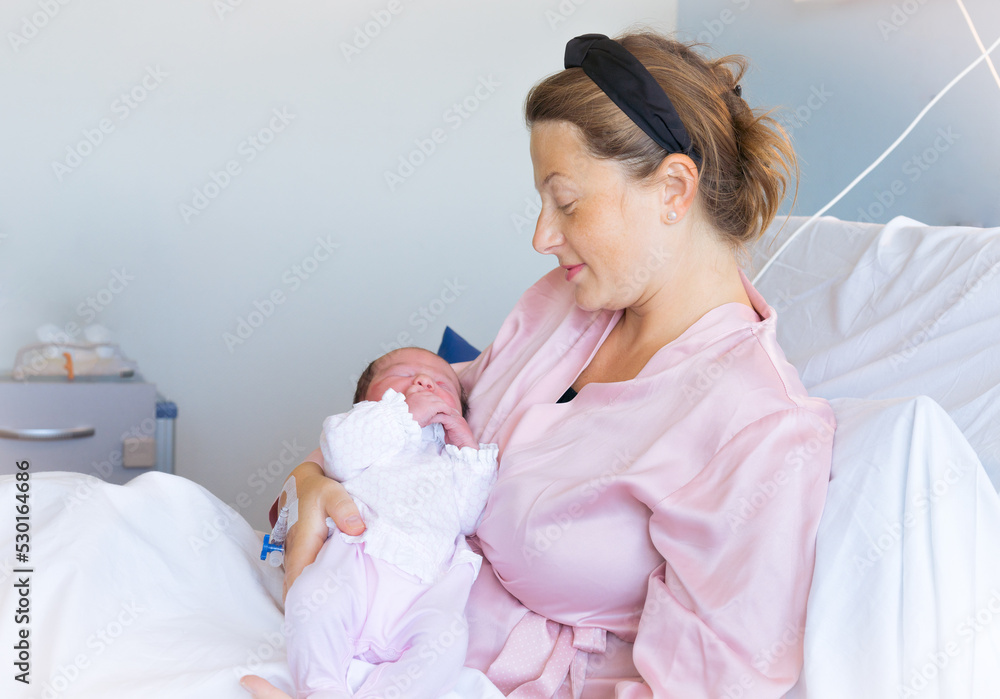 Robe for 2025 delivery room