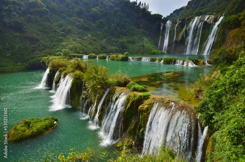 絶景の雲南省　九龍瀑布群