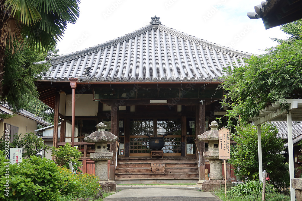 日本の仏教寺院 走井山勧学寺の本堂
