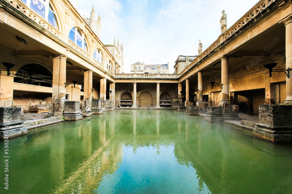Fototapeta premium The well-preserved thermae Roman Baths in the city of Bath, Somerset, England. 