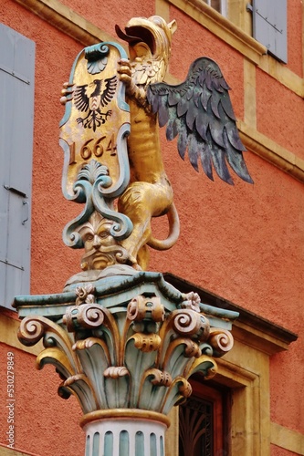 Wappentier, Brunnenfigur, Neuchatel, Westschweiz
