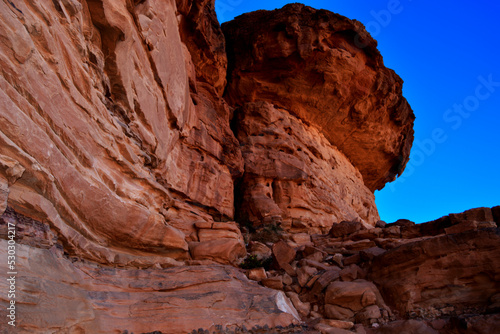Amazing desert landscape. Beautiful landscape of desert mountains. Monolithic mountains in the central part of the desert. Wadi Rum, Jordan. © Александр Чорнобой