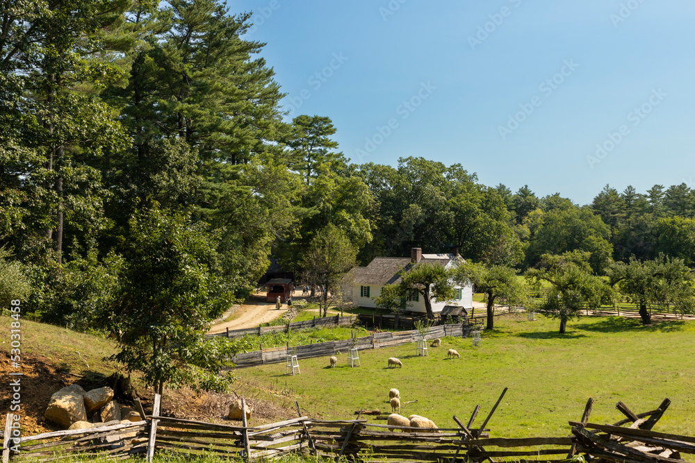 Fototapeta premium Old farmhouse in New England