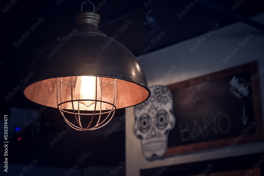 Restaurant lighting