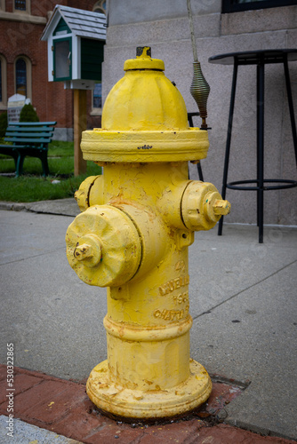 yellow fire hydrant