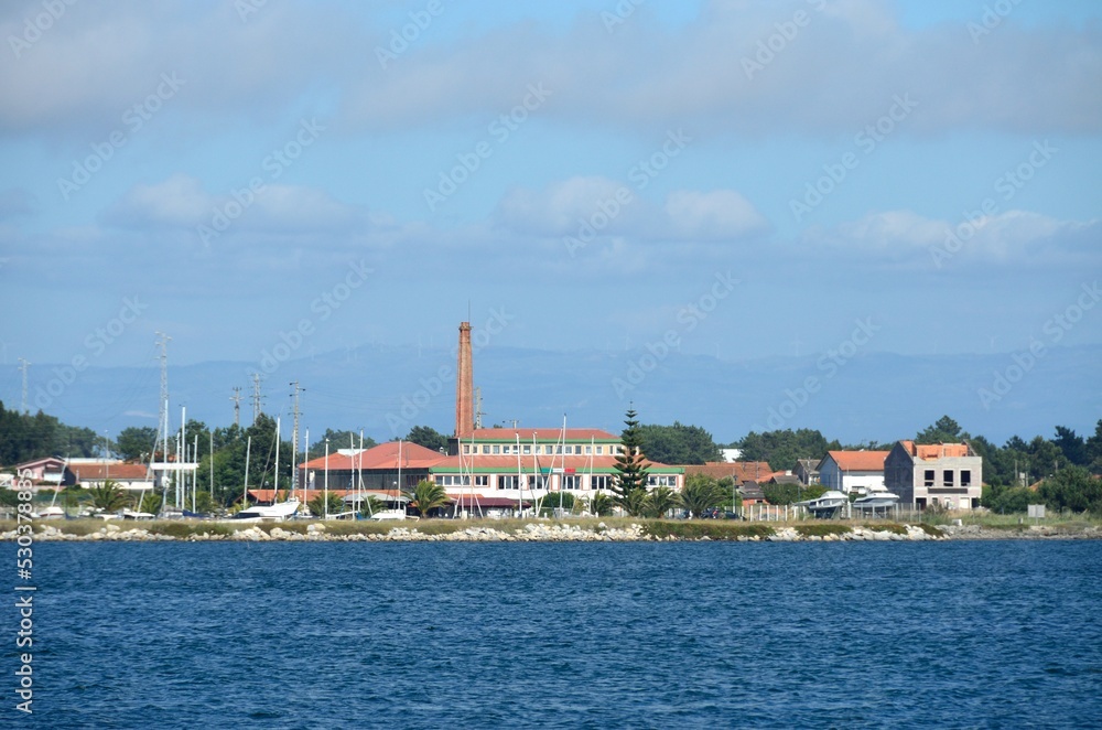 Fototapeta premium Vistas de la ría de Aveiro desde Costa Nova, en la costa oeste de Portugal.