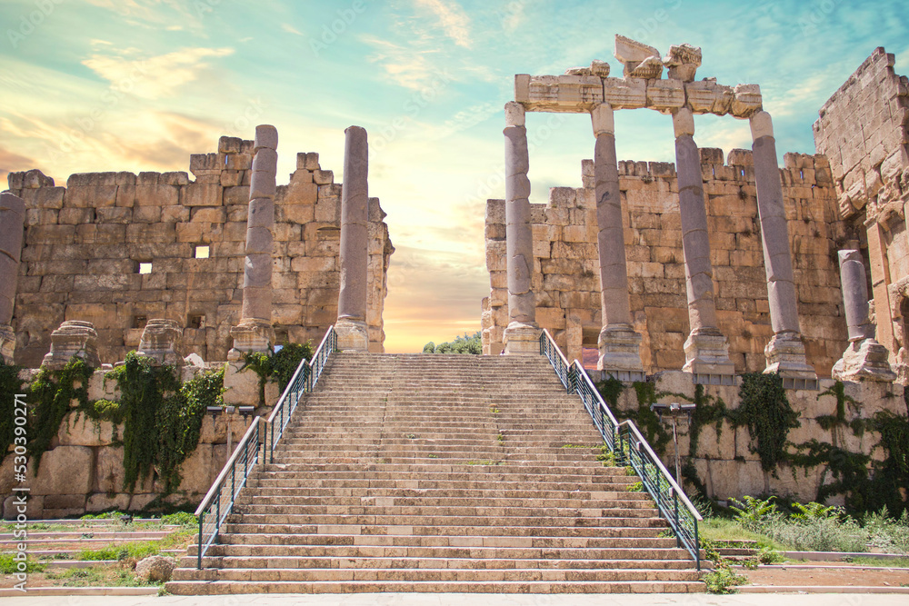 Fototapeta premium Beautiful view of Baalbek Roman Ruins in Baalbek, Lebanon