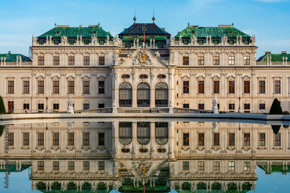 Fototapeta premium Upper Belvedere palace in Vienna, Austria