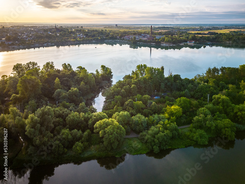 Kąpielisko Bolko w Opolu i rzeka Odra widok z lotu ptaka