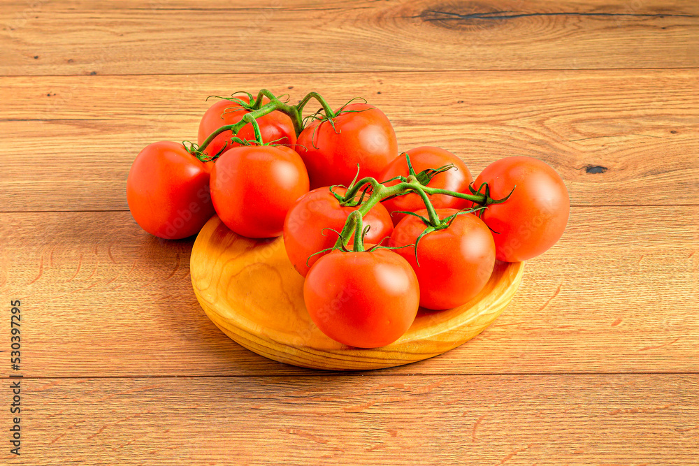 tomatoes on the vine tomatoes on the vine