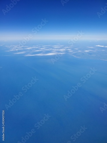 Sky Atmosphere Water Horizon Electric blue Landscape