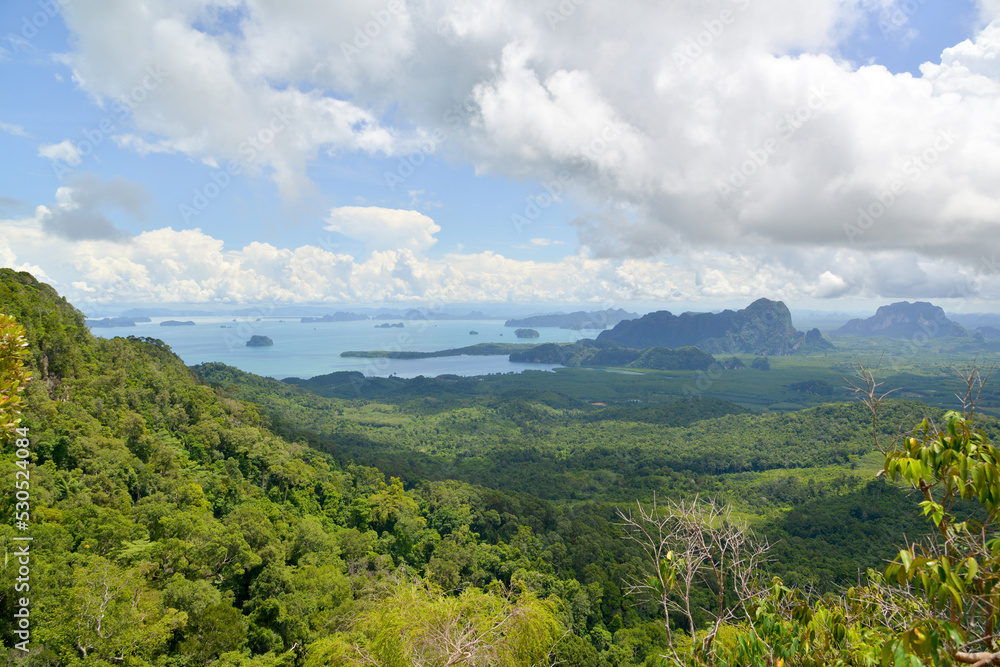 Fototapeta premium Island in the Andaman Sea, Krabi Thailand 