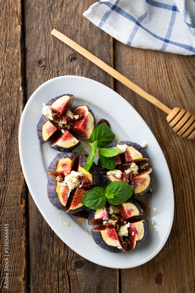 Fresh figs with cream cheese honey and nuts Fresh figs with cream cheese honey and nuts