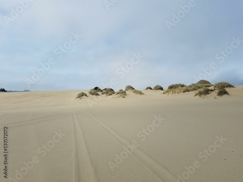 Sky Cloud Landscape Singing sand Tints and shades Aeolian landform