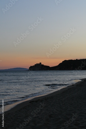 Mare al tramonto, foto scattata a Roccamare. photo