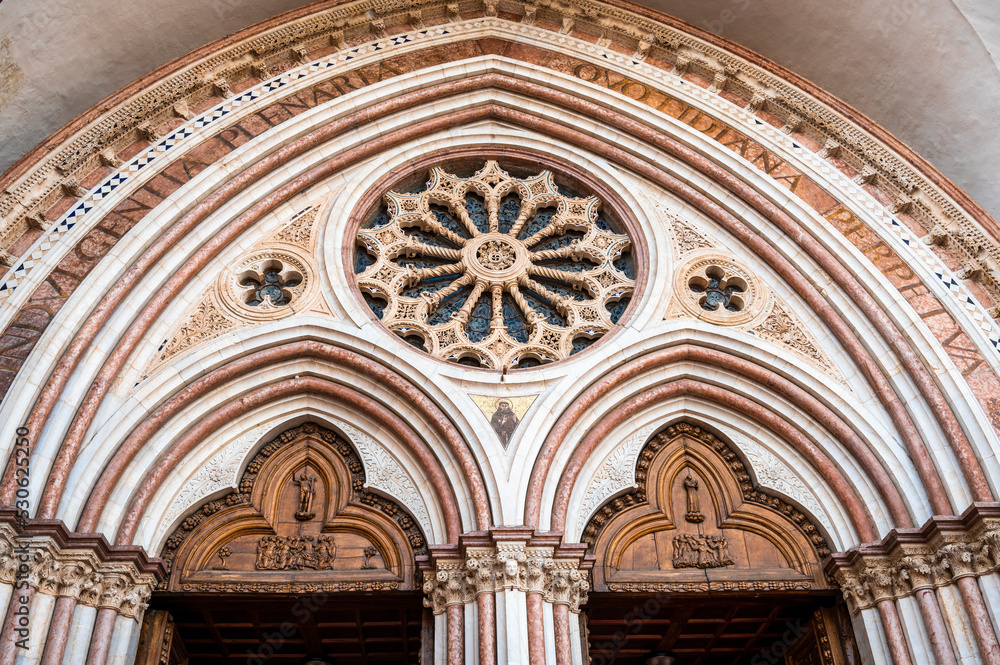 Obraz premium Ancient Papal basilica of San Francesco of Assisi. Art and religion. Black and white