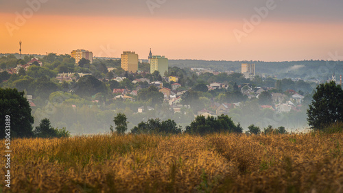 Miasto na wzgórzu