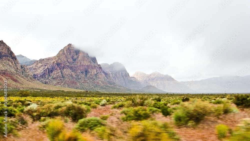Fototapeta premium Spring Mountain Ranch State Park Red Rock Canyon Visitor Center Cloud Sky Plant Mountain