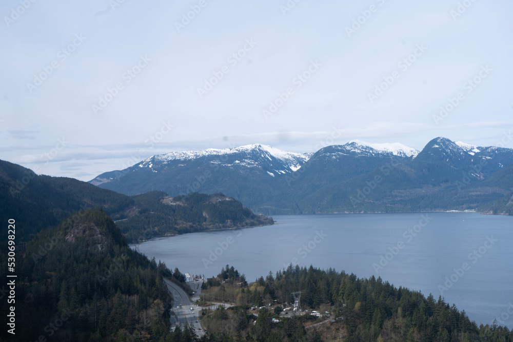 シートゥスカイゴンドラ　BC州　バンクーバー　カナダ　Sea to Sky Gondola　Howe Sound　海　大自然　森