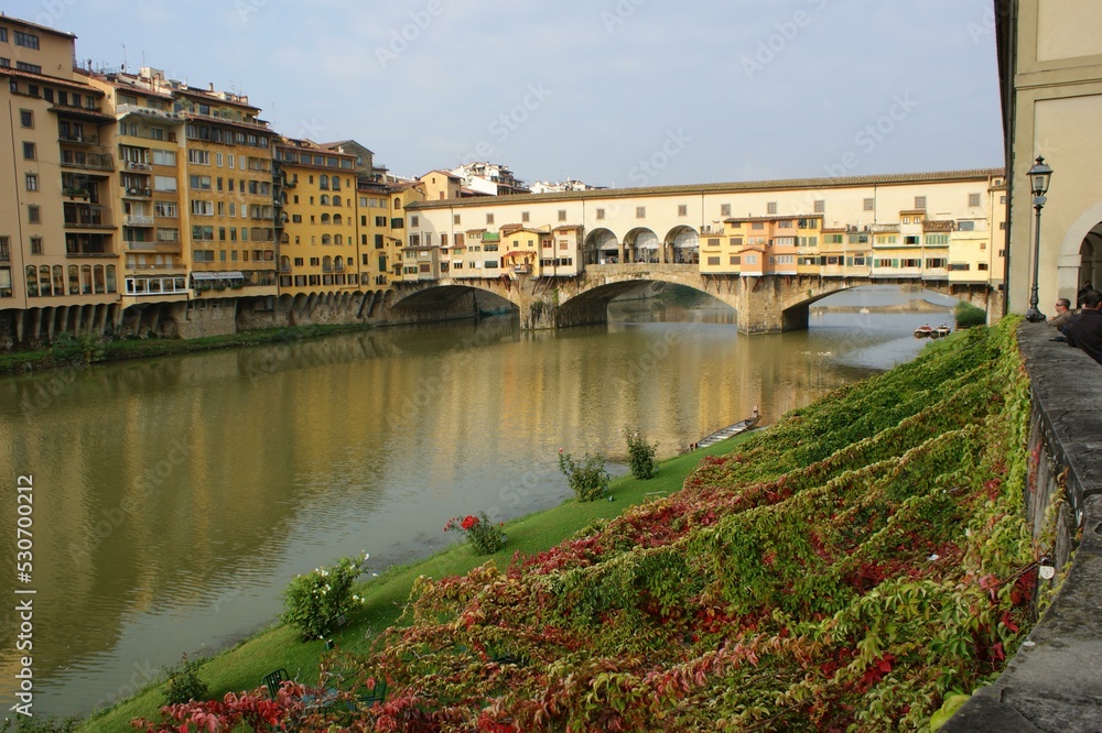Ponte Vecchio Uffizi Gallery Water Plant Flower Sky Ponte Vecchio Uffizi Gallery Water Plant Flower Sky