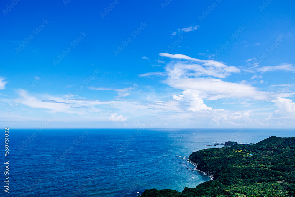 Fototapeta premium 展望台から見た大海