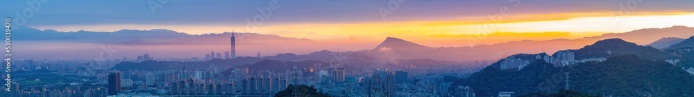 Fototapeta premium Superb sunrise landscape from Zhitan area