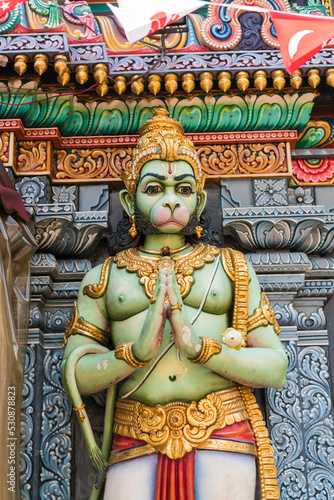 hindu statue in Singapore