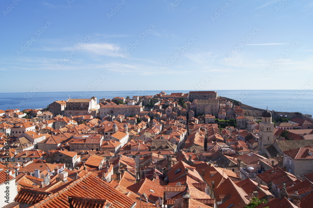 Costa de Dubrovnik en el mar Adriatico