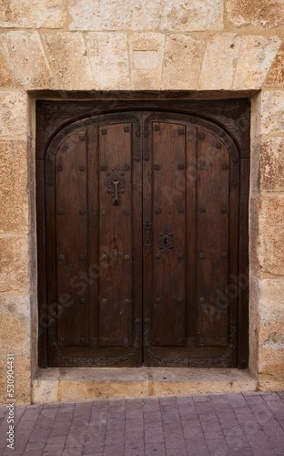 San Esteban de Gormaz (Spain), September 5, 2022. Typical door of a stately home. It is a town in the province of Soria that has 3054 inhabitants, autonomous community of Castilla y León.  © Ricardo