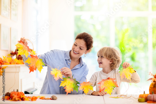Obraz na plátně Autumn home decoration. Family decorating house.
