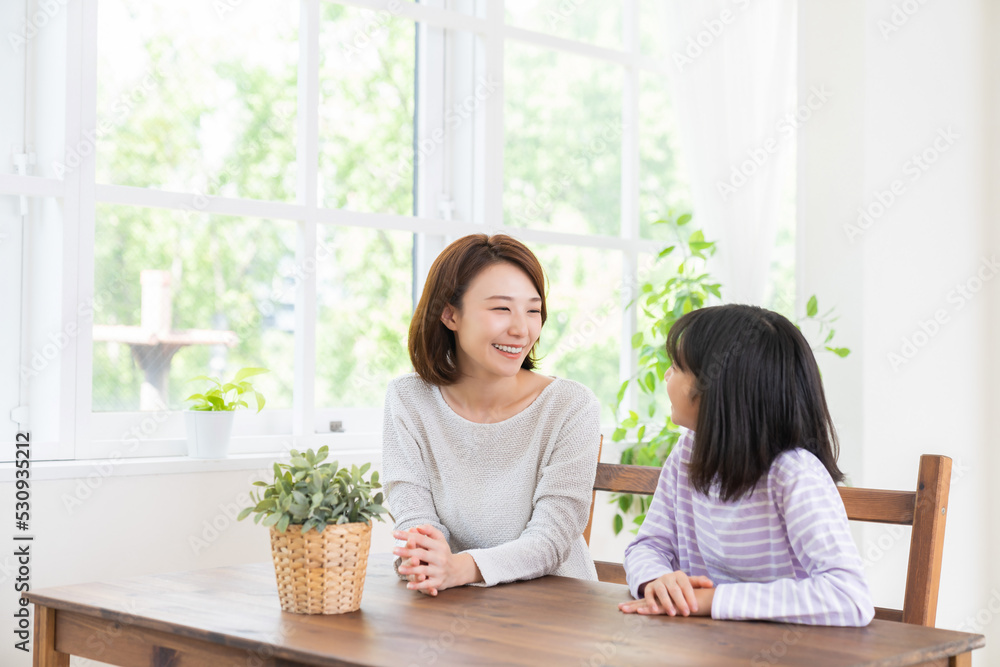 笑顔の親子 笑顔の親子
