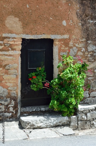 Puerta de casa en Aljustrel, lugar de origen de los tres pastorcitos, freguesía de Fátima, Portugal © BestTravelPhoto